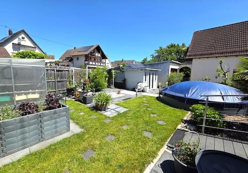 komplett neu angelegter Garten