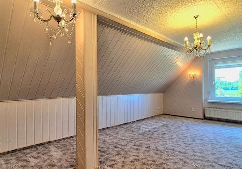 Wohnzimmer DG.
