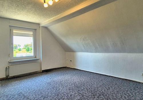 Schlafzimmer DG.