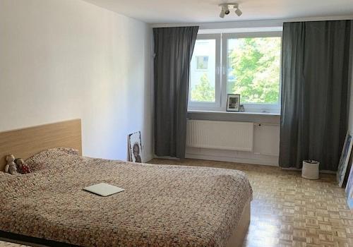 Das großzügige Wohnzimmer, 1/2