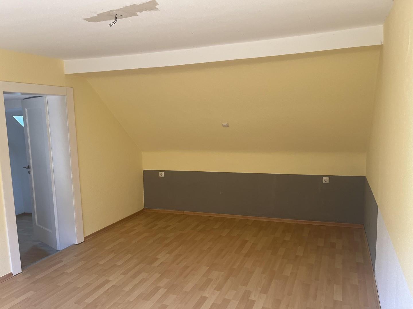 Shlafzimmer 2, 1 OG Rechts