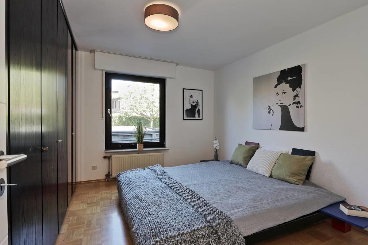 Das Elternschlafzimmer im 1. OG