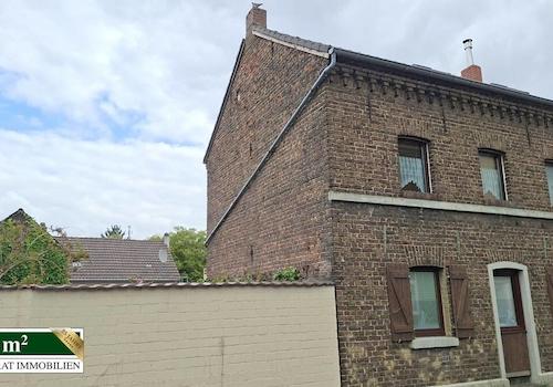 Vorderansicht Einfamilienhaus
