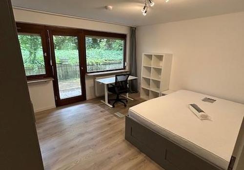 Zimmer 3 (Zugang zur Terrasse)
