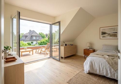Gestaltungsvariante Schlafzimmer OG mit Zugang zur Dachterrasse (Ki-generiert)
