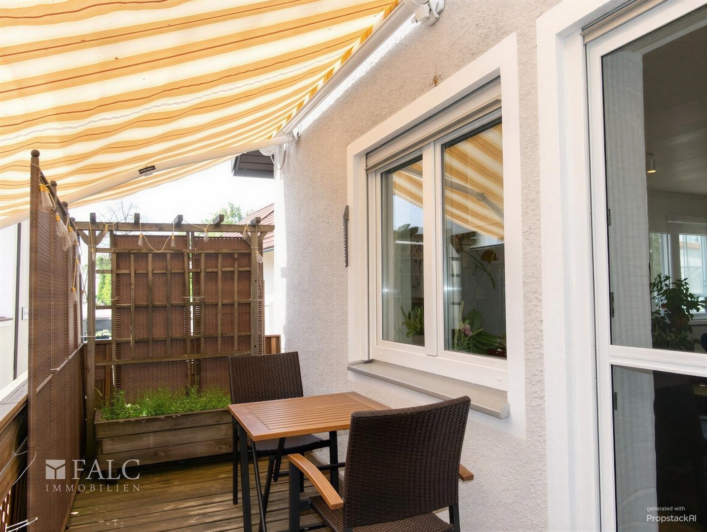 OG: Süd-Balkon, KI bearbeitet