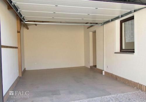 Garage Nr. 3 - KI bearbeitet