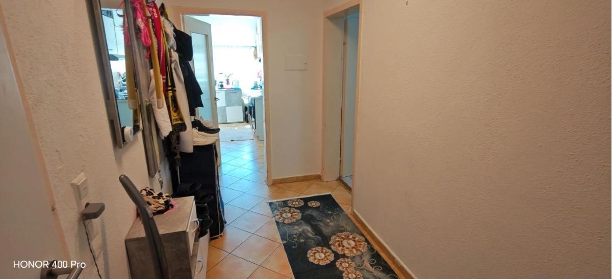 Wohnung-Flur