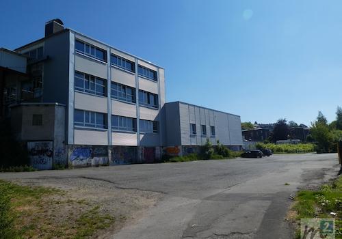 Rückansicht/Werkzeugtrasse