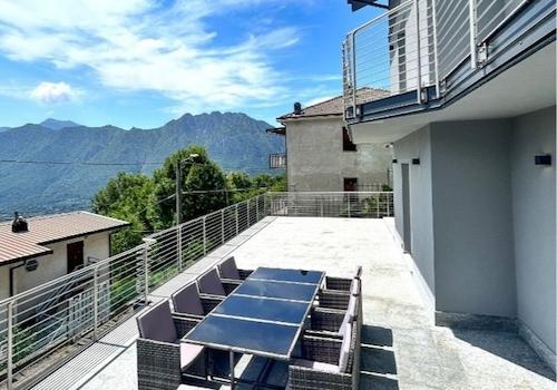 Terrasse mit Panorama Ausblick