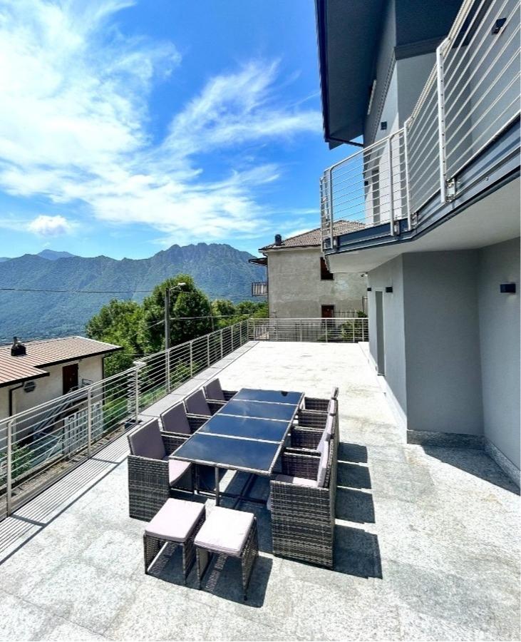 Terrasse mit Panorama Ausblick
