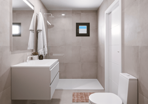 En-Suite Badezimmer mit Fenster