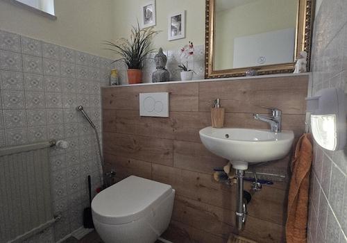 WC UG