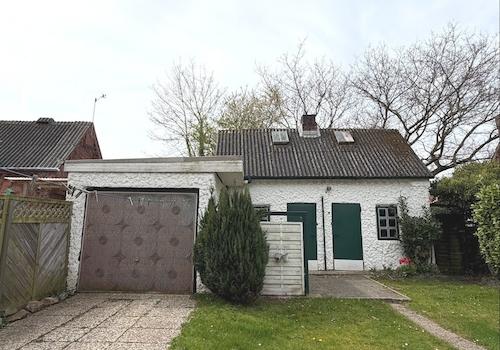 Garage und ehem. Stall