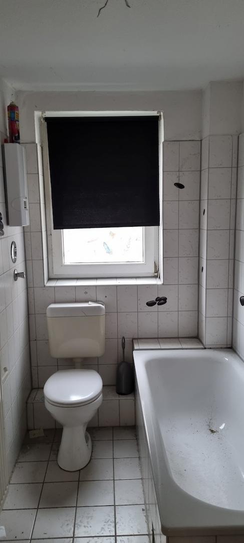 Badezimmer links