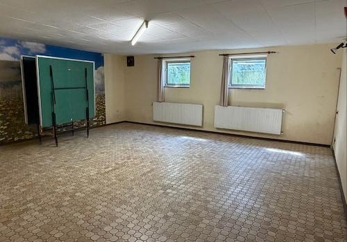 Partyraum im Keller