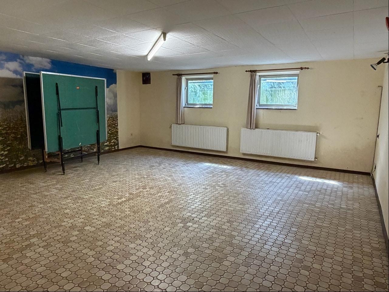 Partyraum im Keller