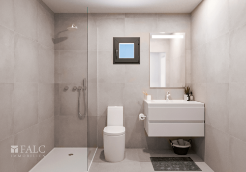 Badezimmer mit Fenster