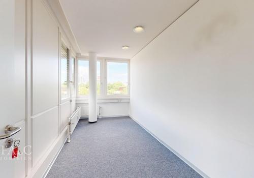 Büro 4