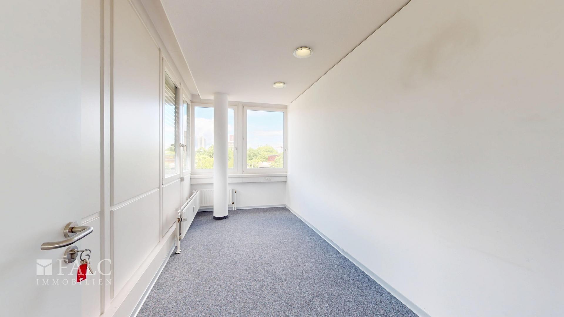 Büro 4