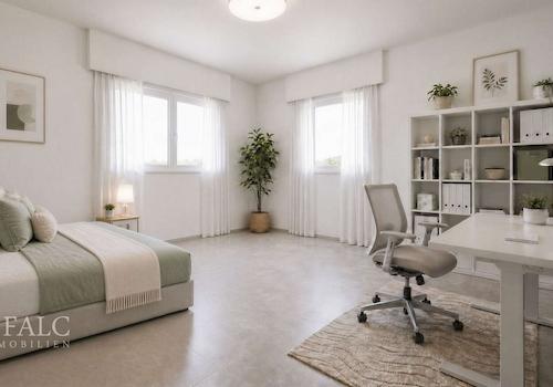 Schlafzimmer mit viel Platz