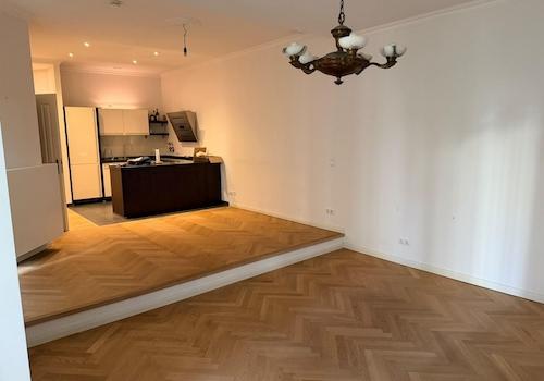 Wohnzimmer zur Küche hin