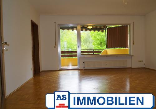 Wohnzimmer links Küche