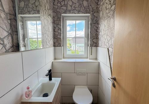 Gäste-WC EG