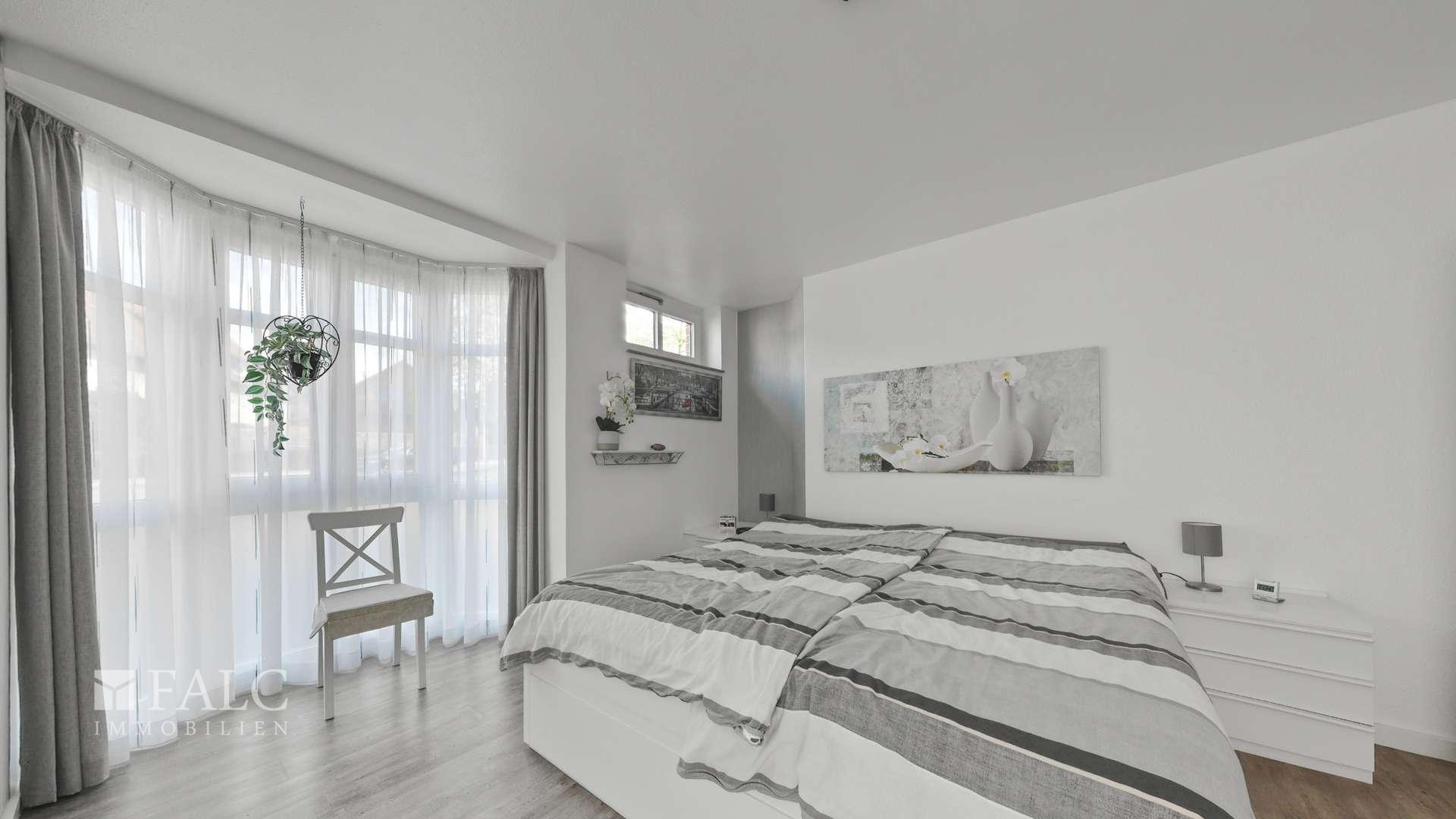 Schlafzimmer 1