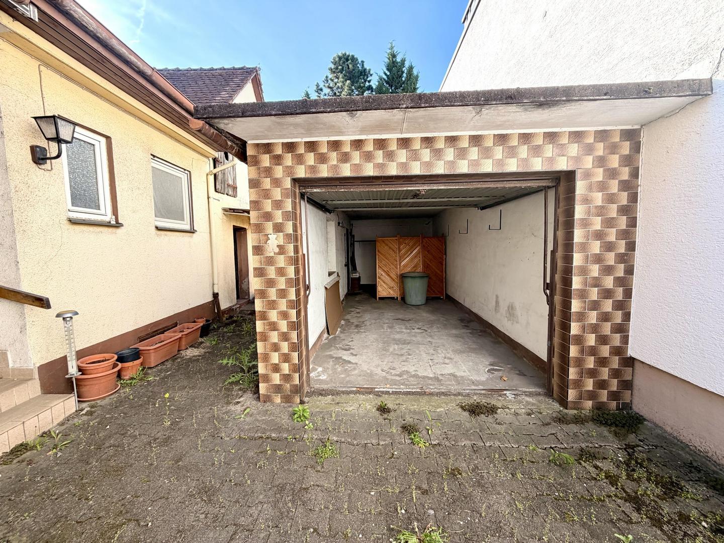 Garage
