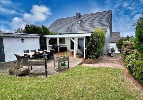 KI-generiert: Ansicht Terrasse und Freisitz