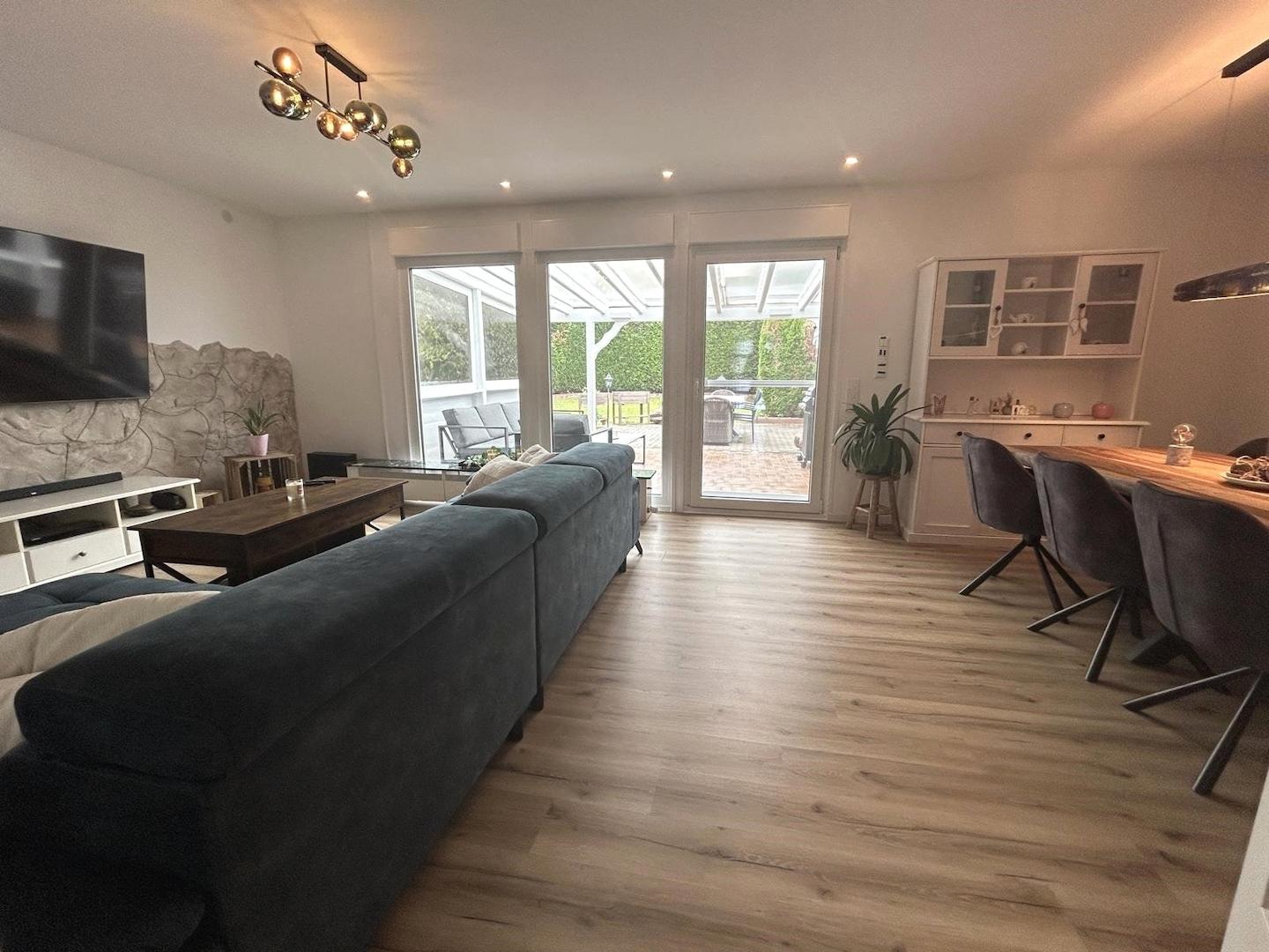 Wohn-Esszimmer im EG