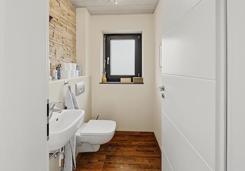 Gäste-WC EG