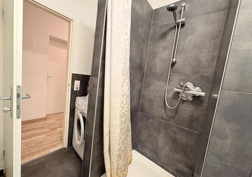 Dusche
