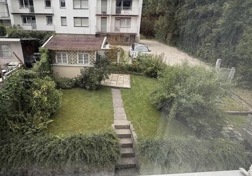 Garten mit Gartenhaus