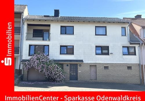 Straßenansicht