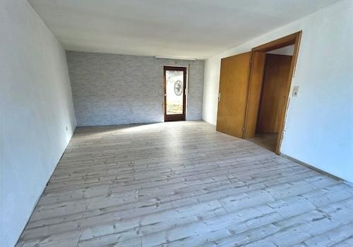 Wohnzimmer EG mit Ausgang Garten