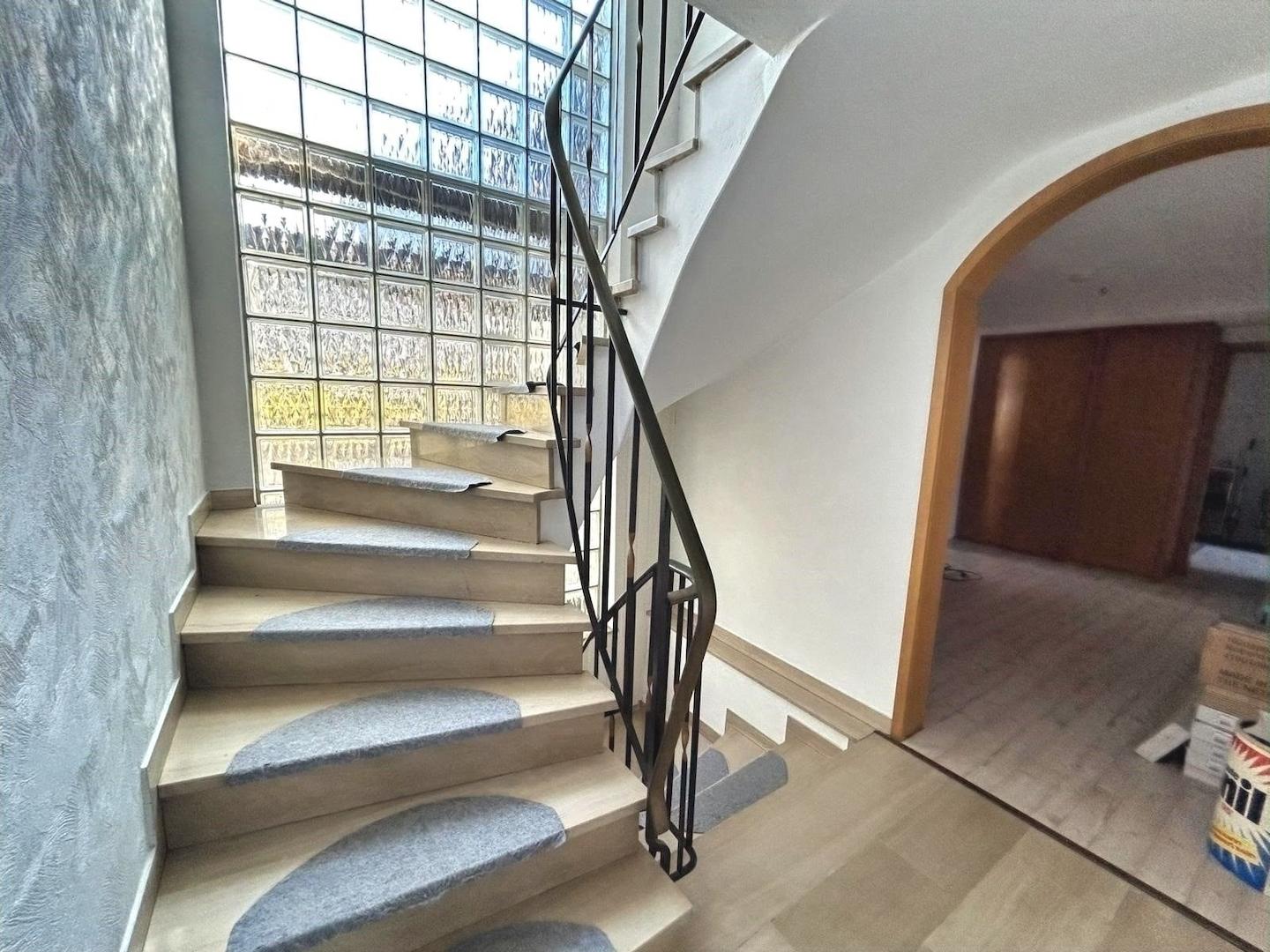 Treppe zum OG