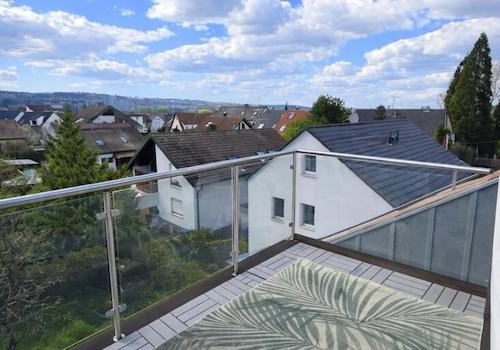 Balkonaussicht mit KI überarbeitet