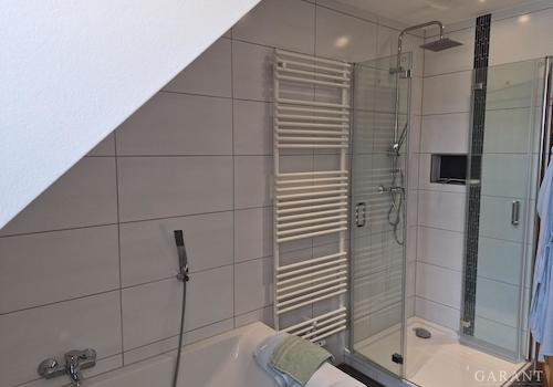Mit Dusche