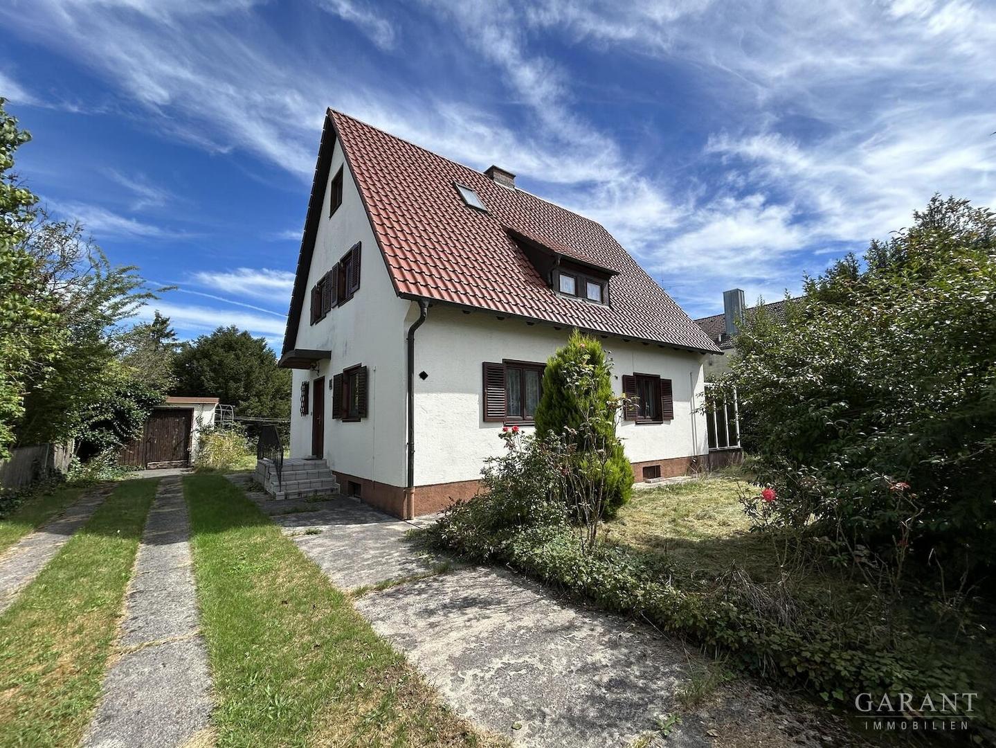 Straßenansicht
