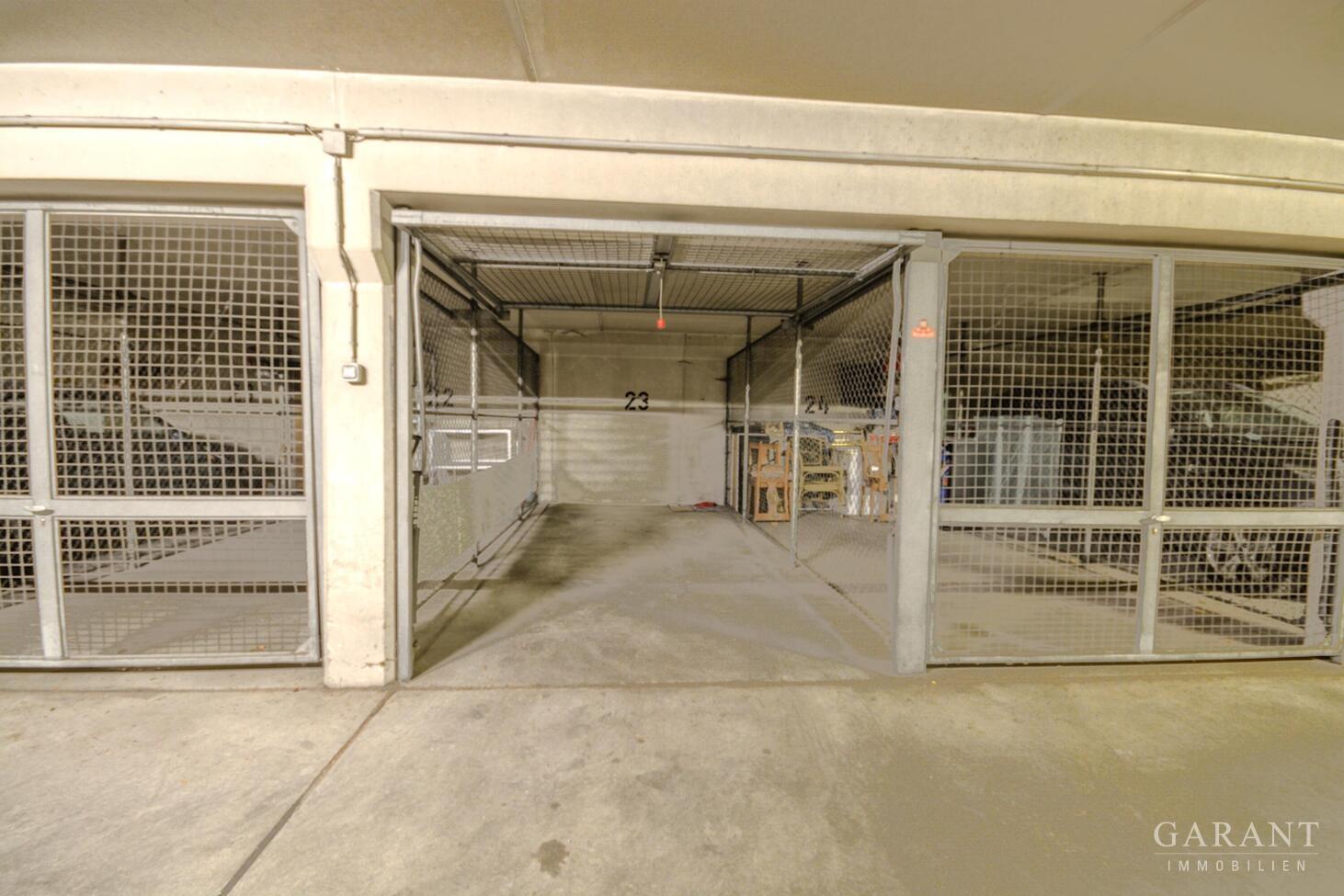 Tiefgaragenstellplatz