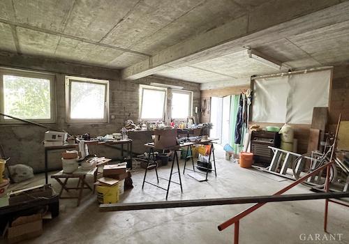 UG Garage