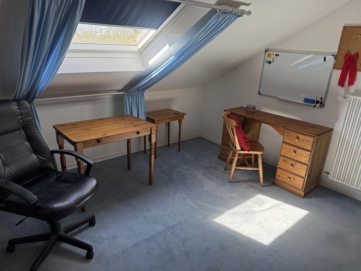 Arbeitszimmer  Dachgeschoß