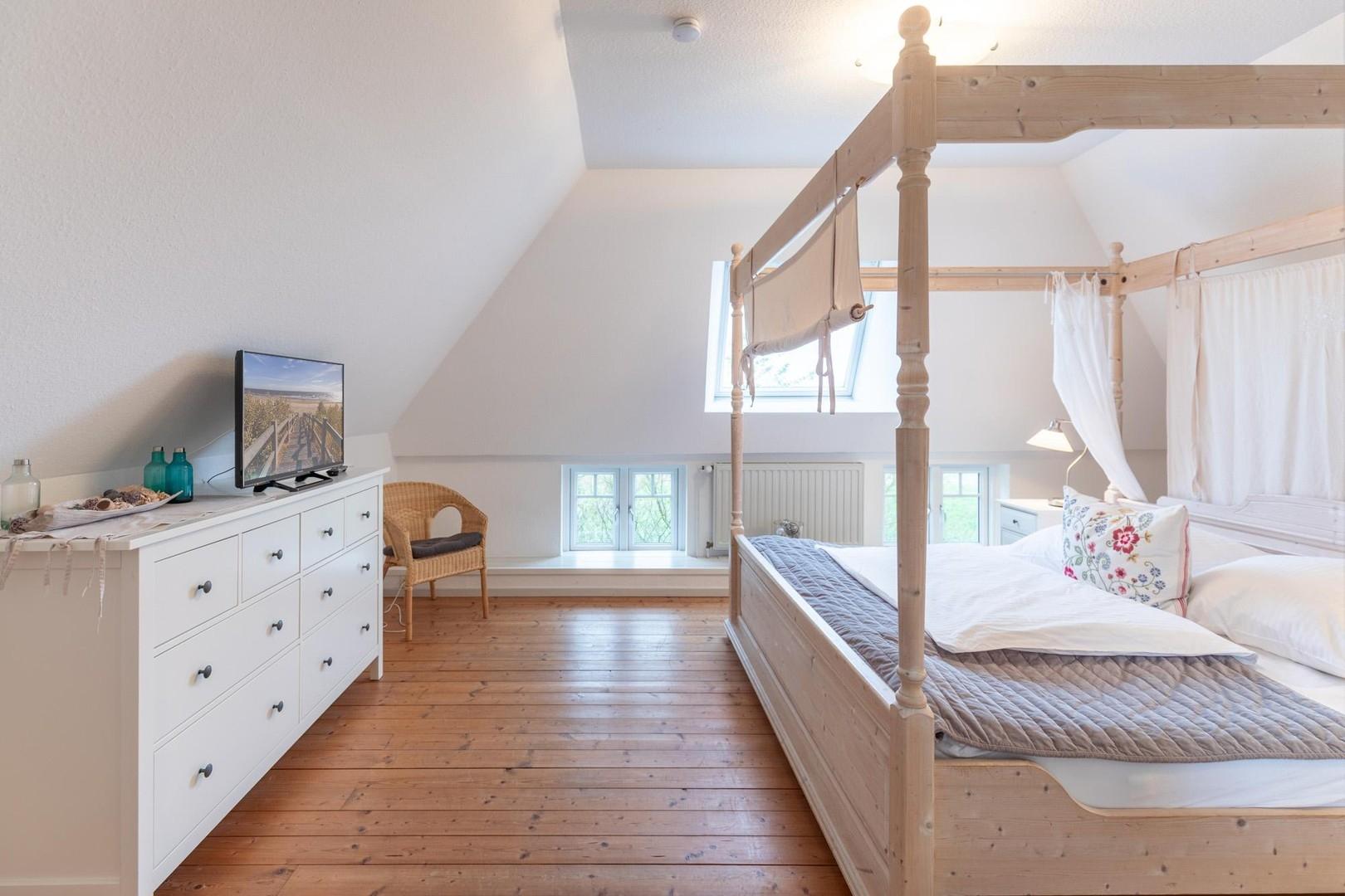 Schlafzimmer OG