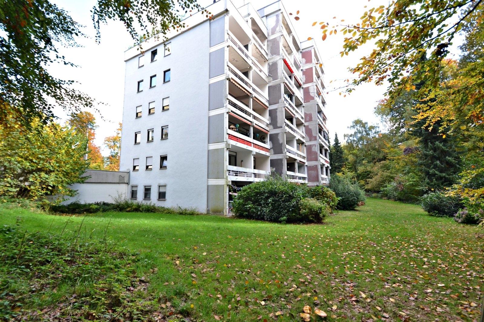 Teilsaniertes WEG-Objekt mit 57 WE