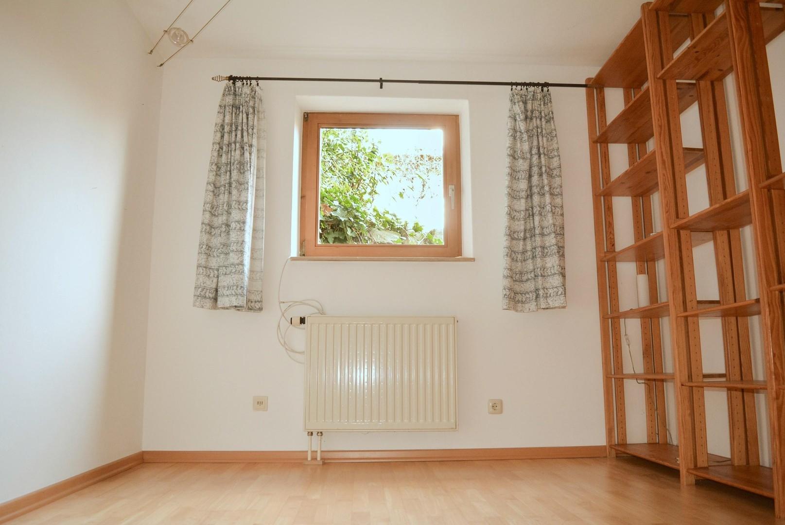 Souterrain Zimmer 1
