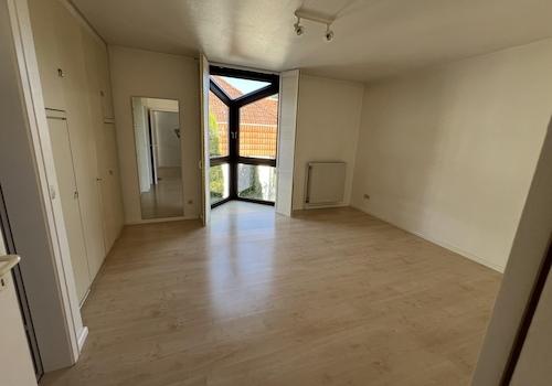 Schlafzimmer inkl. Ankleide