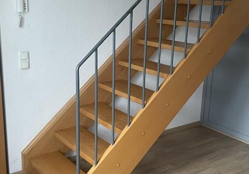 Treppe zum Dachgeschoss