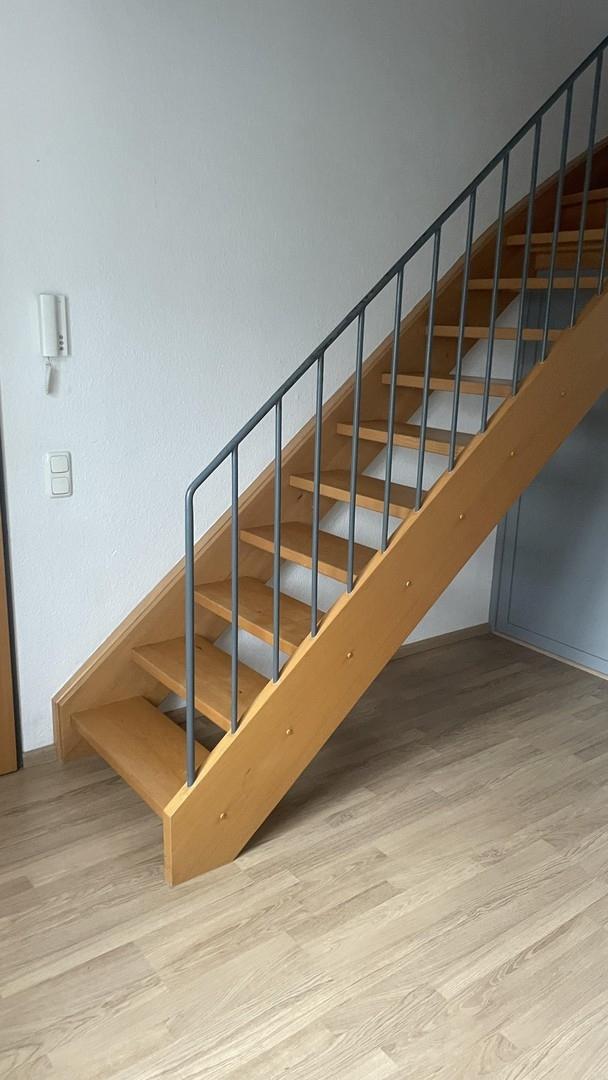 Treppe zum Dachgeschoss
